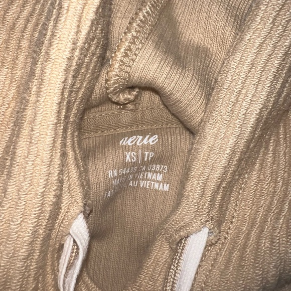 Aerie cropped hoodie - Picture 2 of 3